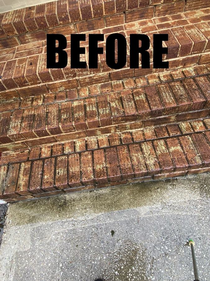 Dirty brick walkway before pressure washing